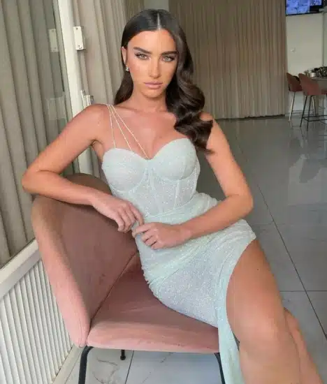 שמלת ערב להשכרה